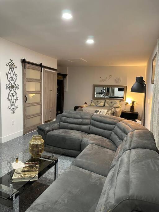 Flora'S Garden Apartment/Studio นอร์ทไมอามี ภายนอก รูปภาพ