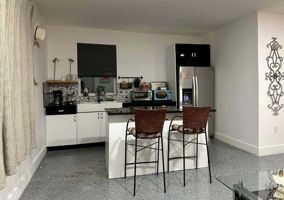 Flora'S Garden Apartment/Studio นอร์ทไมอามี ภายนอก รูปภาพ
