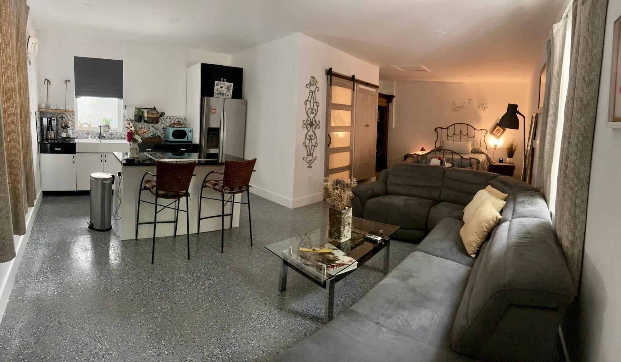 Flora'S Garden Apartment/Studio นอร์ทไมอามี ภายนอก รูปภาพ